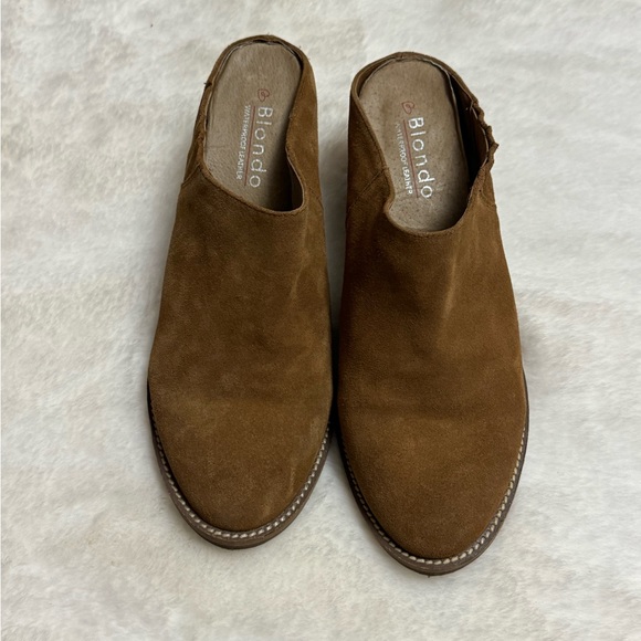 Blondo Slip On Brown Suede Mules Waterproof Block Heel Size 9.5 Classic Boho - Picture 5 of 13